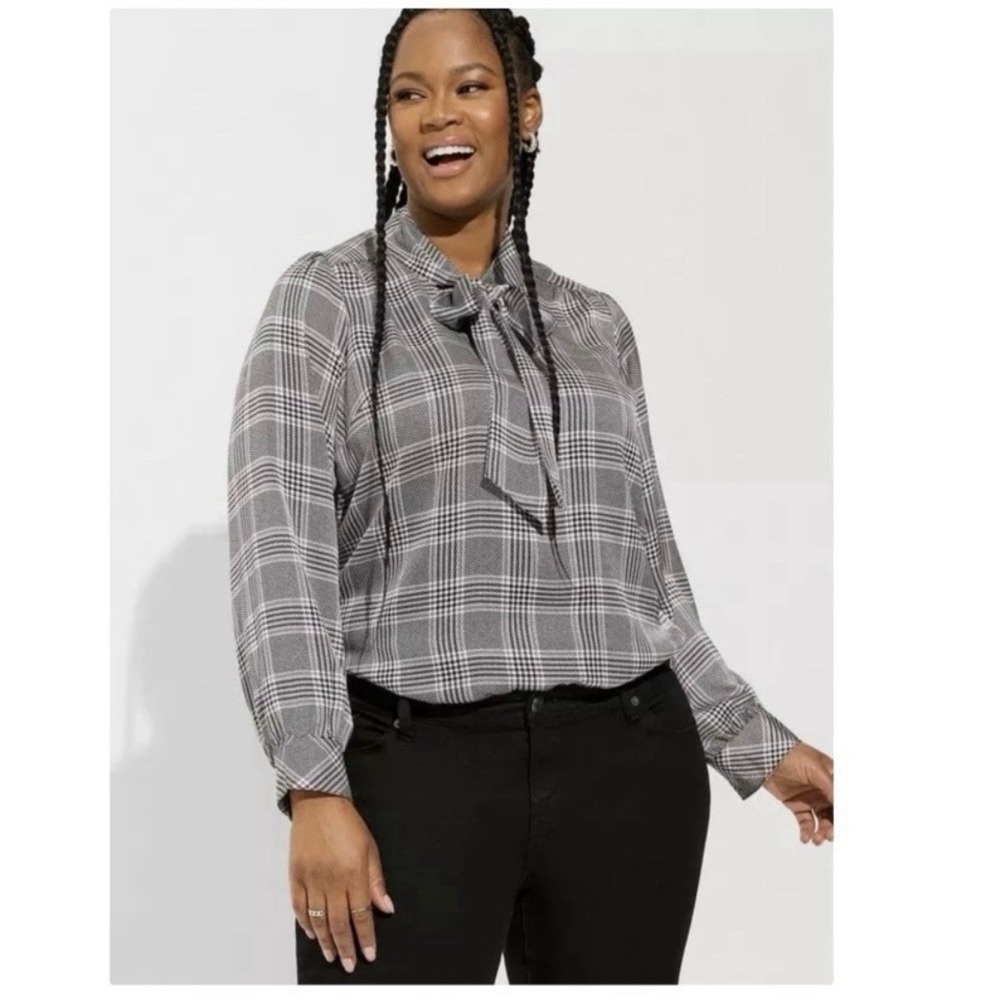 NWT Torrid Gray Plaid Satin Bow Tie Pullover Blouse Size 5X Office Career‎